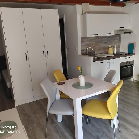Fina M Studio Apartman Kali Εξωτερικό φωτογραφία