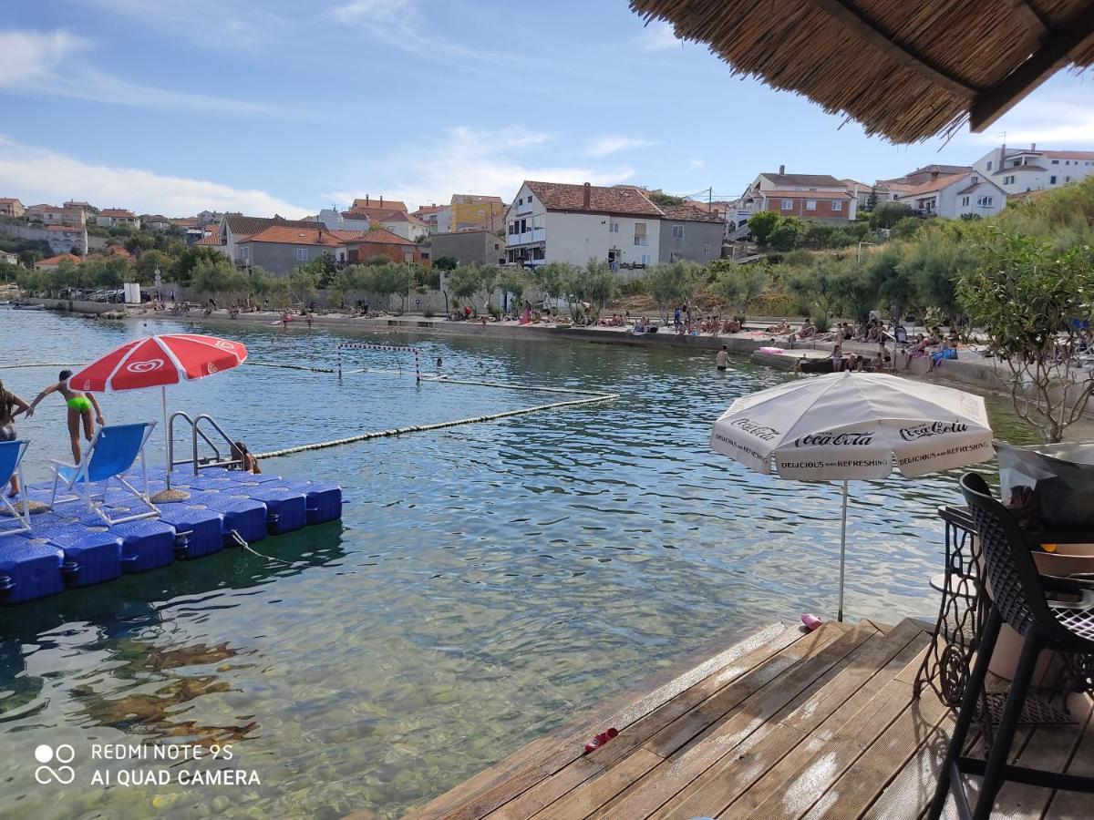 Fina M Studio Apartman Kali Εξωτερικό φωτογραφία